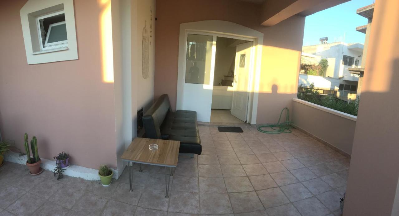 Mersini Apartment Chania  Bagian luar foto