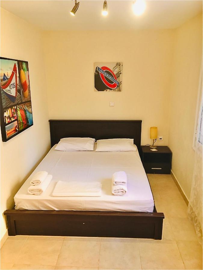 Mersini Apartment Chania  Bagian luar foto